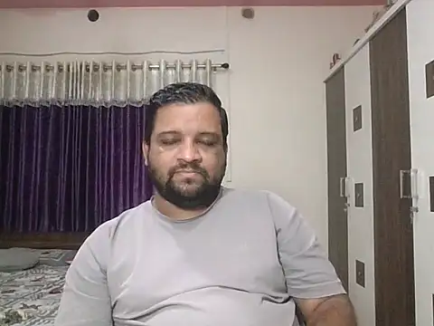 Snapshot of dhruv_love chatting on July 27, 12:12 pm dhruv love online show from July 27, 12:12 pm