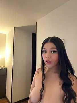 Alyshanon18 online show from May 21, 8:16 pm