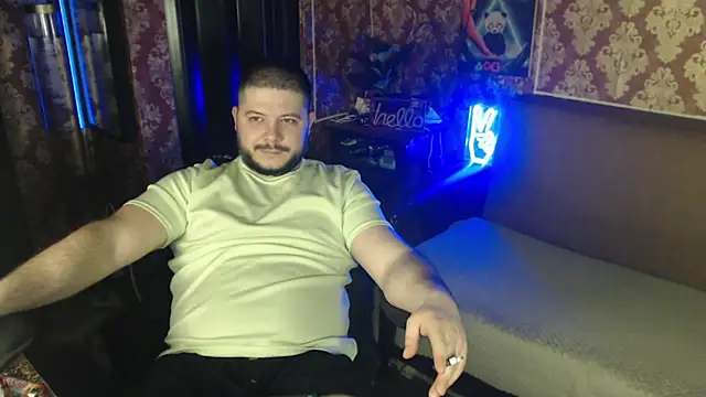 Snapshot of thor_master chatting on April 8, 11:59 pm thor master online show from April 8, 11:59 pm