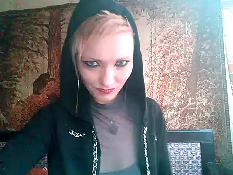 Snapshot of WildMissNiks chatting on January 23, 10:11 am WildMissNiks online show from January 23, 10:11 am