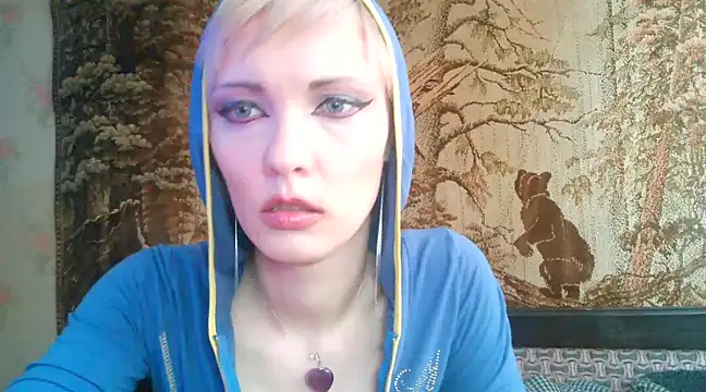 Snapshot of WildMissNiks chatting on February 5, 9:46 am WildMissNiks online show from February 5, 9:46 am