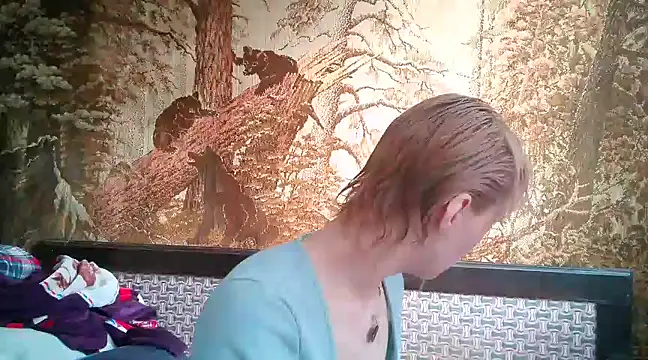 Snapshot of WildMissNiks chatting on February 21, 7:45 am WildMissNiks online show from February 21, 7:45 am