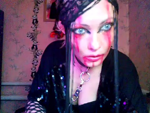 Snapshot of WildMissNiks chatting on October 31, 10:16 am WildMissNiks online show from October 31, 10:16 am