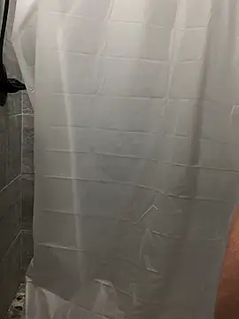 Snapshot of 69RIPsta69 chatting on February 24, 7:44 am 69RIPsta69 online show from February 24, 7:44 am