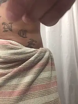 Snapshot of 69RIPsta69 chatting on October 18, 3:42 am 69RIPsta69 online show from October 18, 3:42 am