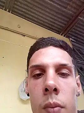 Snapshot of Kingeduardo chatting on February 1, 4:54 pm Kingeduardo online show from February 1, 4:54 pm