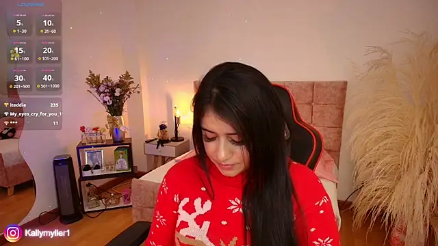 Snapshot of KallyMyller1 chatting on December 24, 6:39 pm KallyMyller1 online show from December 24, 6:39 pm