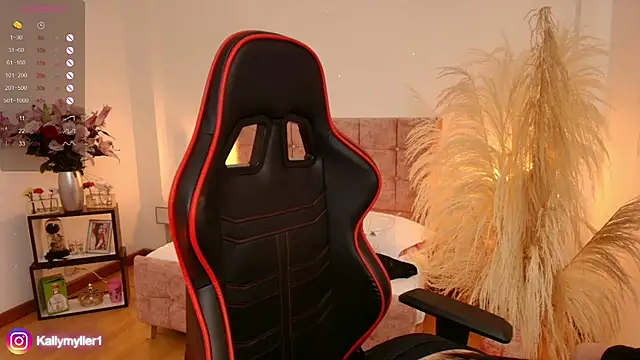 Snapshot of KallyMyller1 chatting on February 19, 7:16 pm KallyMyller1 online show from February 19, 7:16 pm