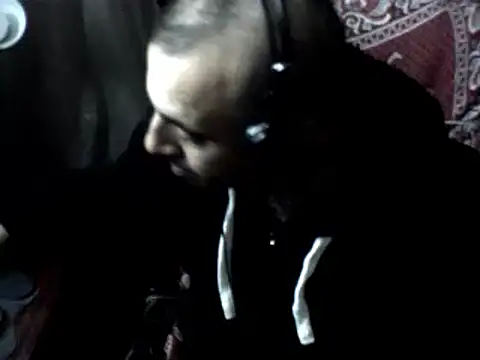 Snapshot of big_heart chatting on December 15, 9:13 am big heart online show from December 15, 9:13 am