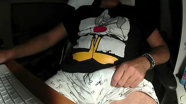 DoubleMassiveT online show from October 29, 1:52 am