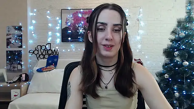 Snapshot of FranceskoJones chatting on December 23, 3:07 am FranceskoJones online show from December 23, 3:07 am