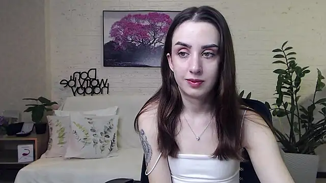 Snapshot of FranceskoJones chatting on January 4, 8:59 pm FranceskoJones online show from January 4, 8:59 pm