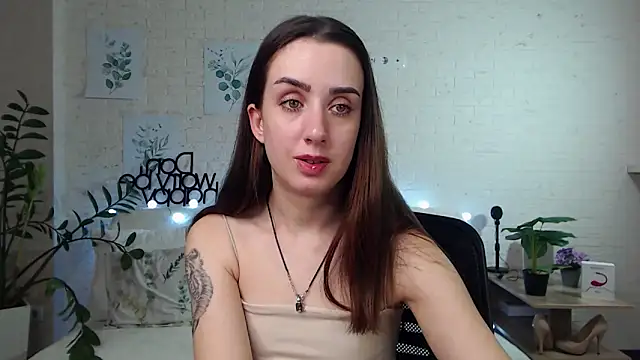 Snapshot of FranceskoJones chatting on January 15, 1:02 am FranceskoJones online show from January 15, 1:02 am