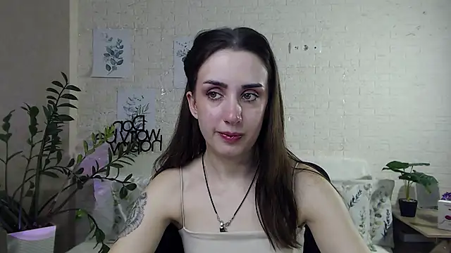 Snapshot of FranceskoJones chatting on January 24, 1:03 am FranceskoJones online show from January 24, 1:03 am