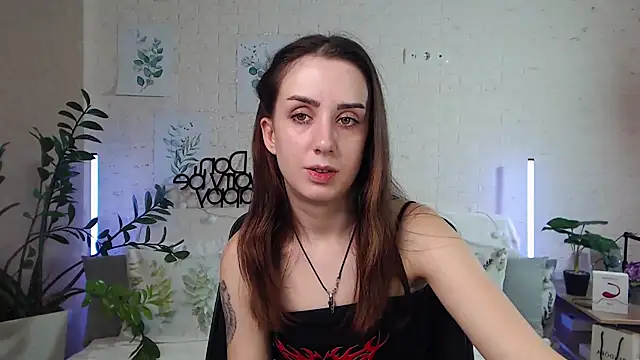 Snapshot of FranceskoJones chatting on January 30, 3:22 am FranceskoJones online show from January 30, 3:22 am