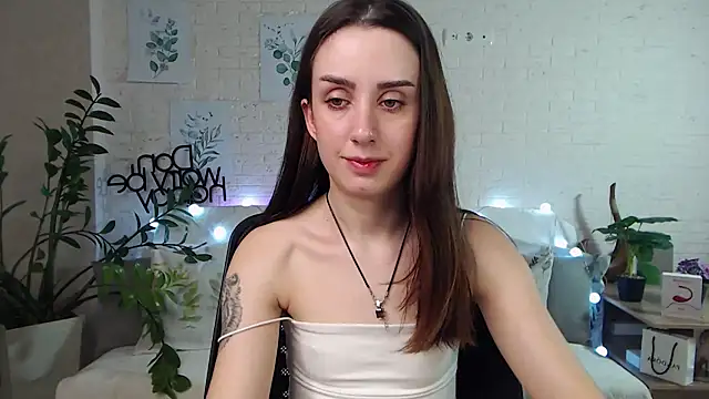 Snapshot of FranceskoJones chatting on January 31, 3:41 am FranceskoJones online show from January 31, 3:41 am