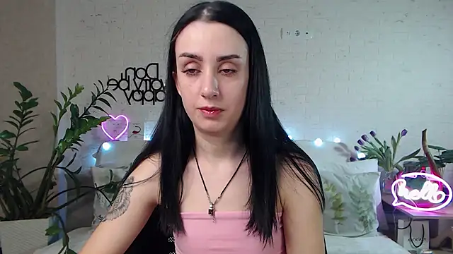 Snapshot of FranceskoJones chatting on February 13, 11:47 pm FranceskoJones online show from February 13, 11:47 pm