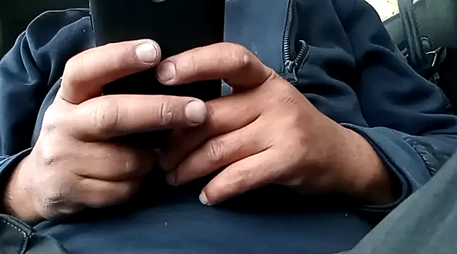 Snapshot of totino975 chatting on February 26, 3:52 pm totino975 online show from February 26, 3:52 pm