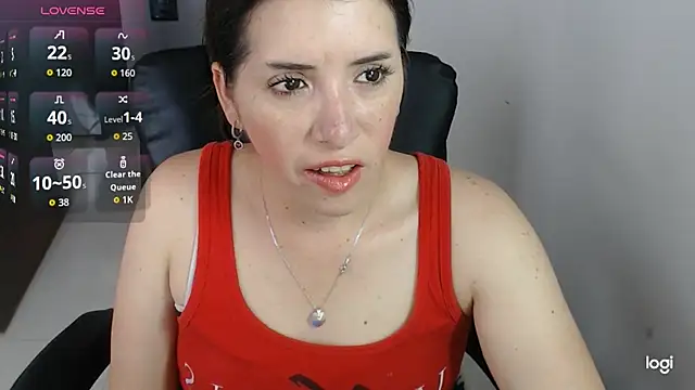 spicey latina online show from April 10, 5:28 pm