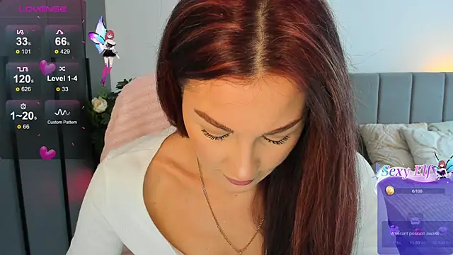 Snapshot of KerryCandy_Girl chatting on December 13, 9:02 am KerryCandy Girl online show from December 13, 9:02 am