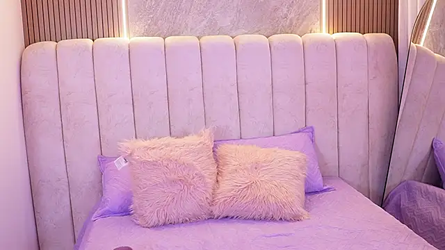 emyli sw  online show from November 27, 3:08 am