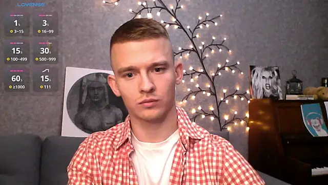 Marvelboy  online show from December 22, 10:58 pm