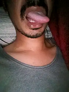 dreamtoungelick69 online show from February 27, 9:04 pm