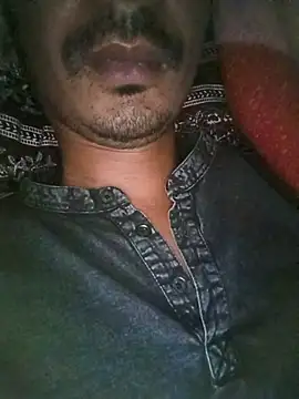 dreamtoungelick69 online show from May 24, 9:42 pm
