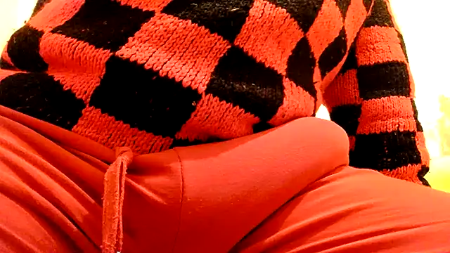 Snapshot of gae89tano chatting on January 17, 9:58 am gae89tano online show from January 17, 9:58 am