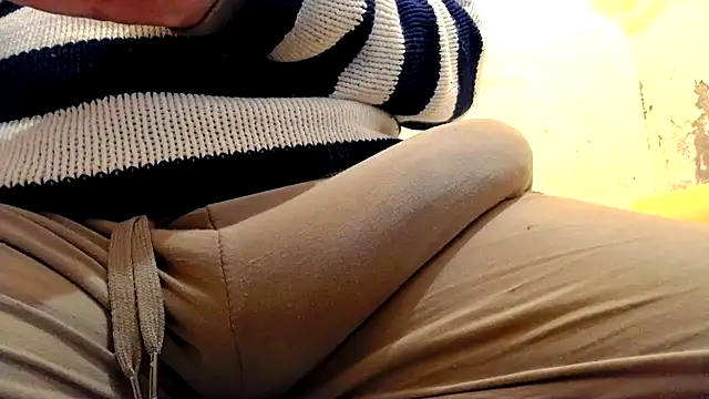 Snapshot of gae89tano chatting on January 31, 7:23 pm gae89tano online show from January 31, 7:23 pm