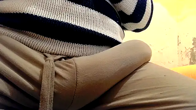 Snapshot of gae89tano chatting on February 11, 8:08 am gae89tano online show from February 11, 8:08 am