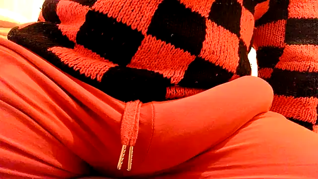 Snapshot of gae89tano chatting on February 13, 9:49 am gae89tano online show from February 13, 9:49 am