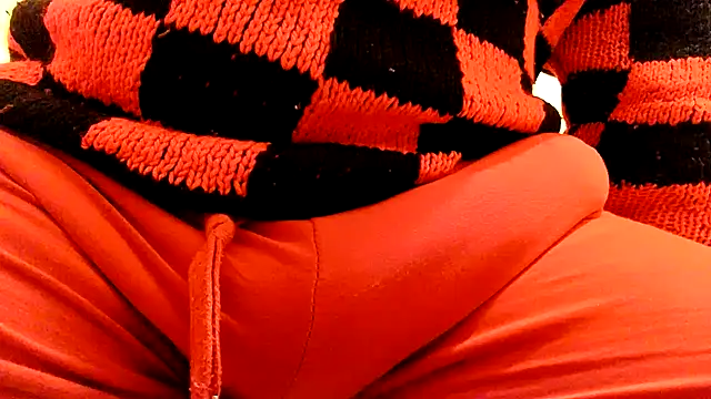 Snapshot of gae89tano chatting on February 17, 9:50 am gae89tano online show from February 17, 9:50 am