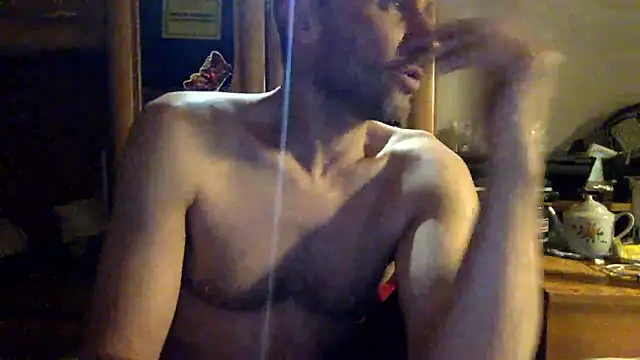 Snapshot of FireFox_Feel chatting on December 7, 11:45 pm FireFox Feel online show from December 7, 11:45 pm