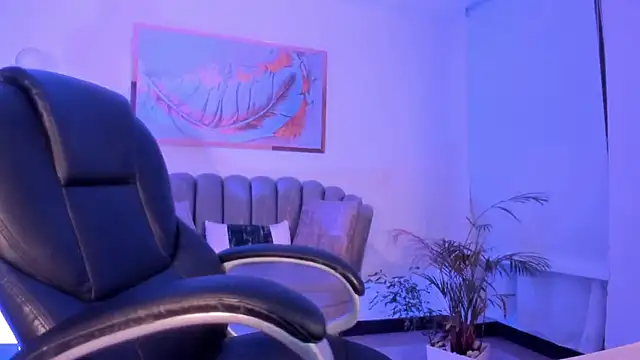 ZoePresleyX online show from October 8, 3:04 am