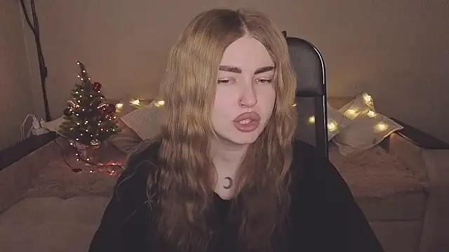 ViolettaLopez online show from December 18, 12:33 pm