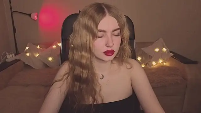 ViolettaLopez online show from February 14, 3:09 pm