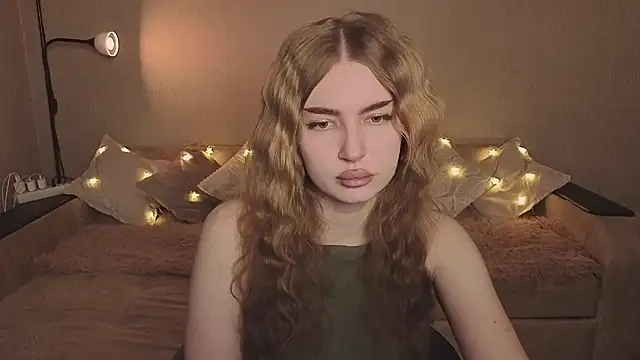 ViolettaLopez online show from February 24, 2:37 pm