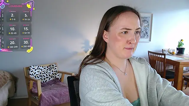 Black Eva  online show from September 27, 5:18 pm