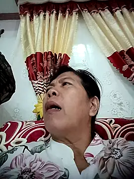 Snapshot of TropicalFlower chatting on November 20, 11:21 am TropicalFlower online show from November 20, 11:21 am