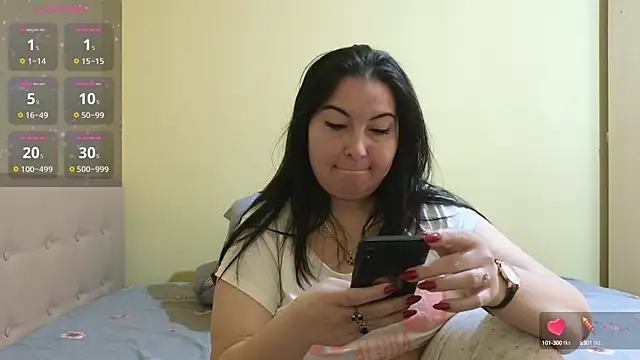 Snapshot of BBW_MILF_4U chatting on February 23, 11:11 am BBW MILF 4U online show from February 23, 11:11 am