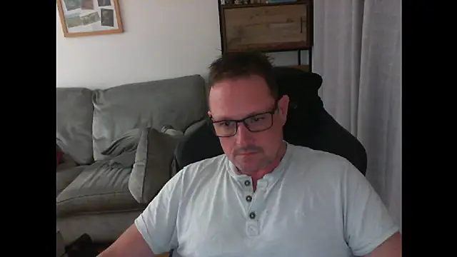 Snapshot of ZebedeePirate chatting on March 18, 10:37 pm ZebedeePirate online show from March 18, 10:37 pm