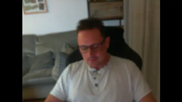 Snapshot of ZebedeePirate chatting on March 19, 10:20 pm ZebedeePirate online show from March 19, 10:20 pm