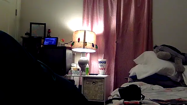 tmmcmannus online show from October 15, 5:40 am