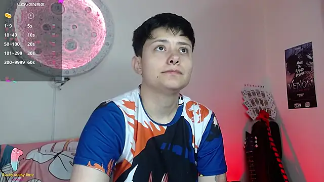 girl intense444 online show from March 8, 1:57 pm