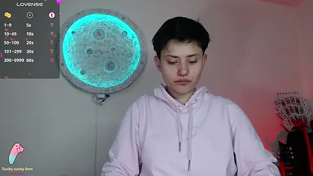 girl intense444 online show from March 19, 4:55 pm