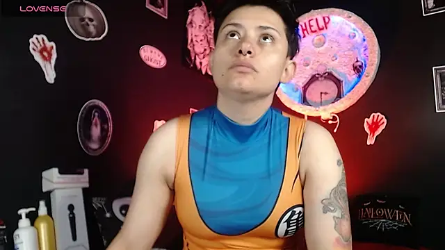 girl intense444 online show from October 23, 12:48 pm