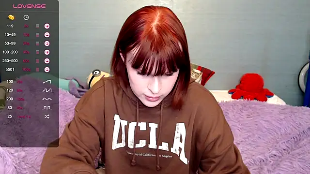 Snapshot of ivamayy chatting on December 20, 12:05 pm ivamayy online show from December 20, 12:05 pm