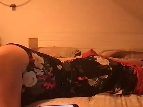 Moistdevil online show from January 6, 9:54 pm