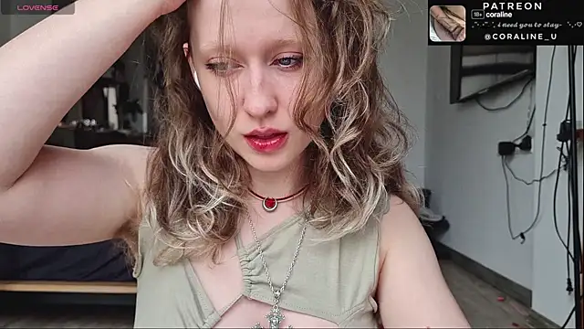 Snapshot of Hairy_Coraline chatting on January 14, 7:59 am Hairy Coraline online show from January 14, 7:59 am